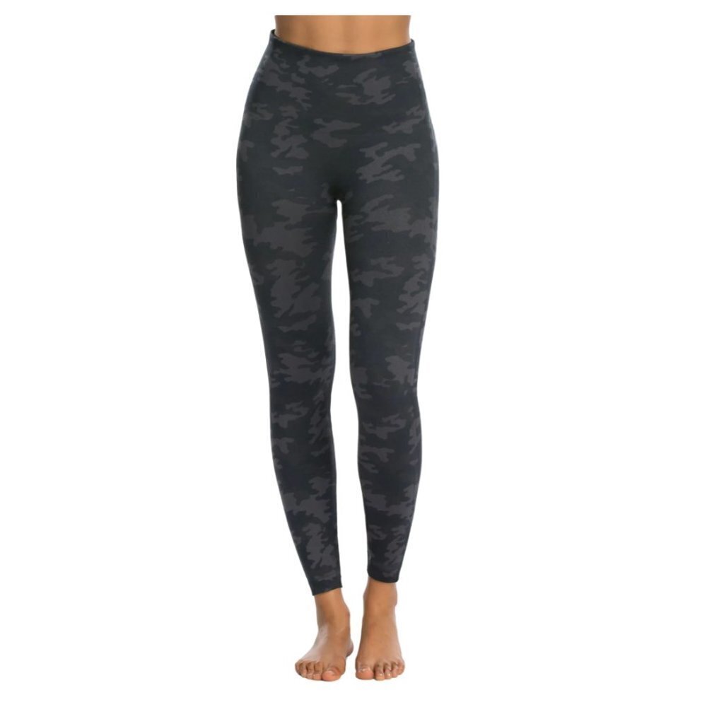 Spanx Look at Me Now Seamless Leggings